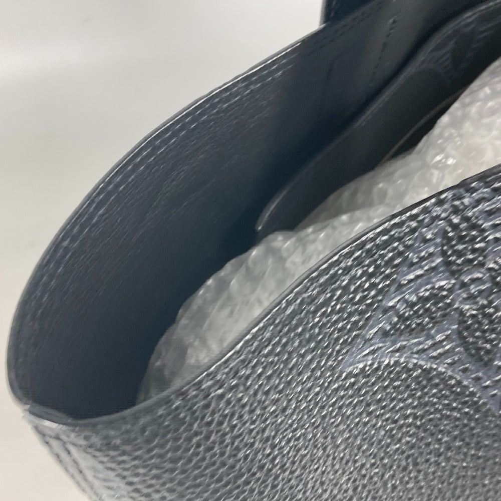 LOUIS VUITTON Shoulder Bag M57290 leather black Monogram Giant Shadow Hippo Voyage NV mens Used Authentic