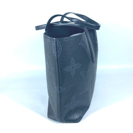 LOUIS VUITTON Shoulder Bag M57290 leather black Monogram Giant Shadow Hippo Voyage NV mens Used Authentic