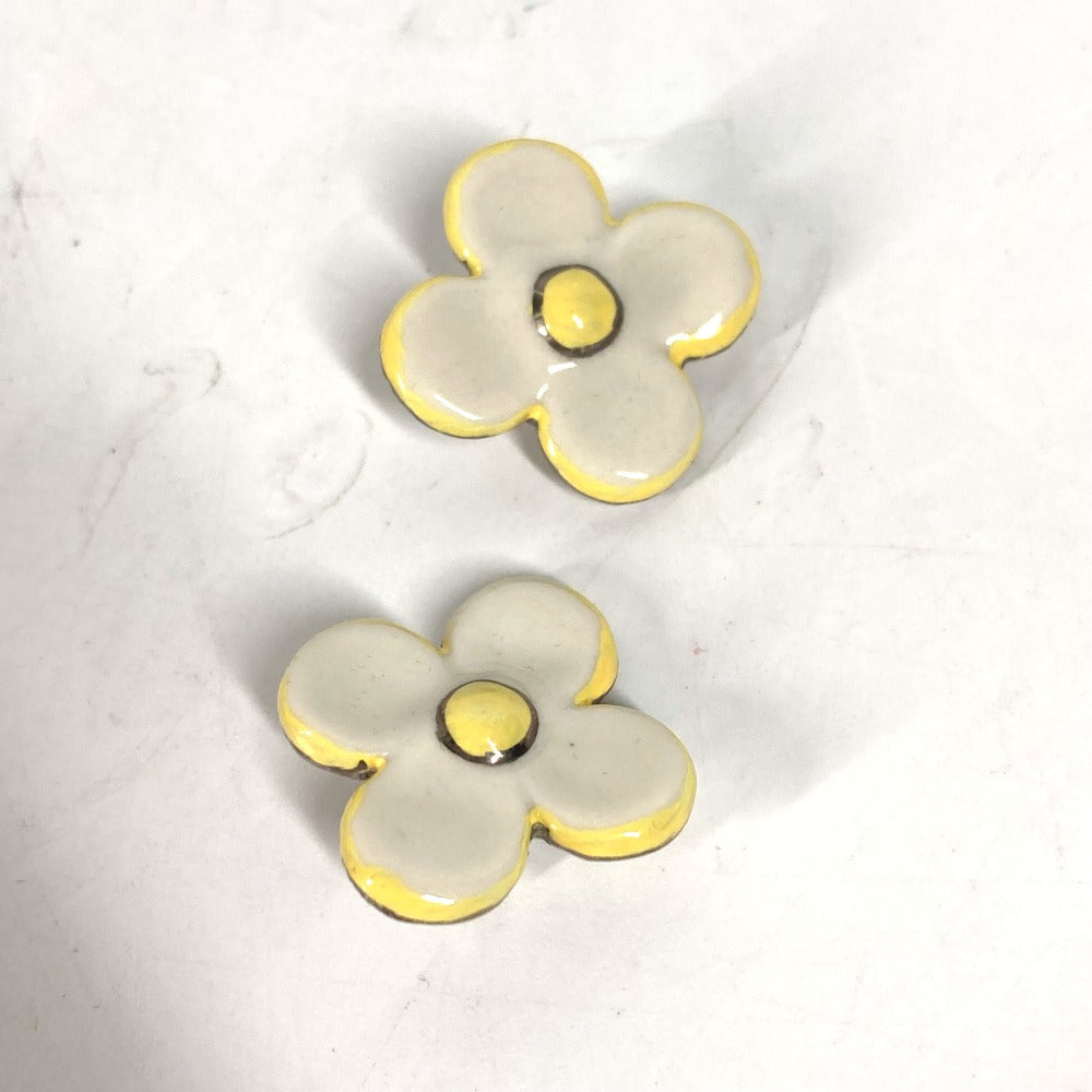 LOUIS VUITTON Earring ceramic white Flower flower Women Used Authentic