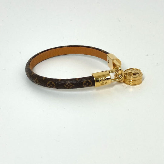 LOUIS VUITTON bracelet M6442F Monogram canvas Brown Monogram Bracelet LV Tribute Women 17 Used Authentic