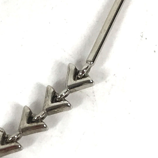LOUIS VUITTON Earring MP1536 metal Silver Accessories Petite Essential V Women Used Authentic