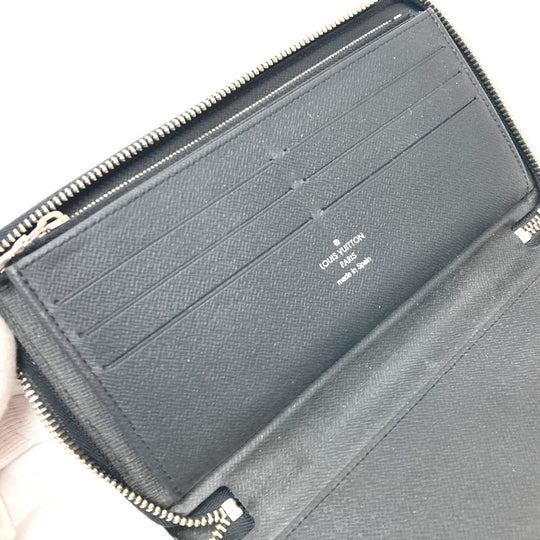 LOUIS VUITTON Long Wallet Purse M30056 Taiga Leather black Zippy Organizer NM mens Used Authentic