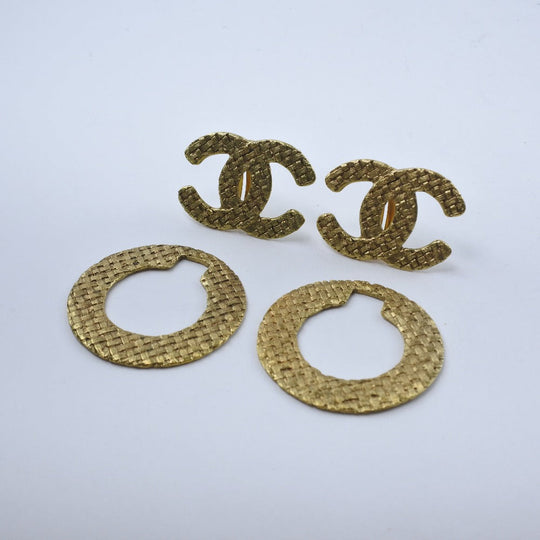 CHANEL Earring Plated Gold gold mesh COCO Mark Women Used Authentic