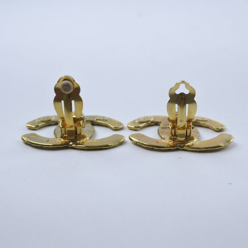 CHANEL Earring Plated Gold gold mesh COCO Mark Women Used Authentic