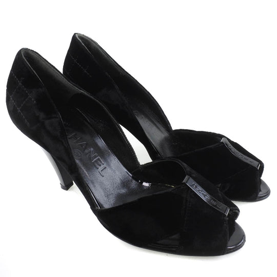 CHANEL pumps Velvet, Leather black Women 36 1/2 Used Authentic