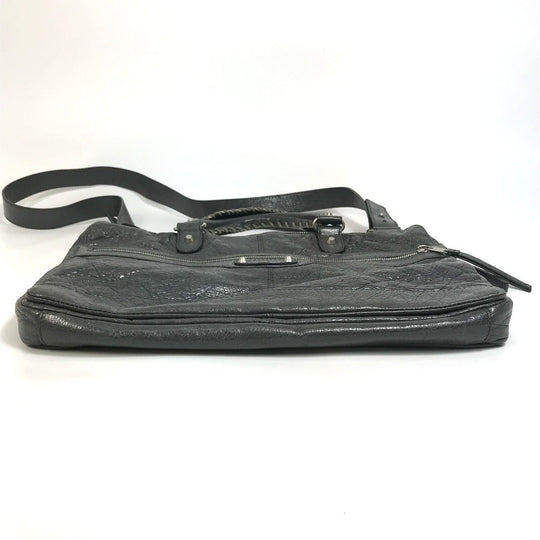BALENCIAGA Business bag 310939 leather gray Wrinkles processing Shoulder Bag Crossbody mens Used Authentic
