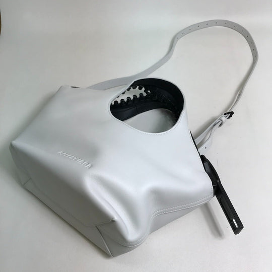 BALENCIAGA Handbag 661854 leather White / black Mega Zip Women Used Authentic