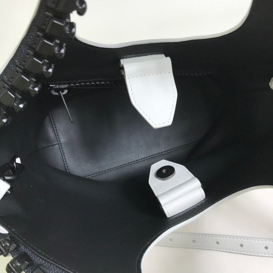 BALENCIAGA Handbag 661854 leather White / black Mega Zip Women Used Authentic