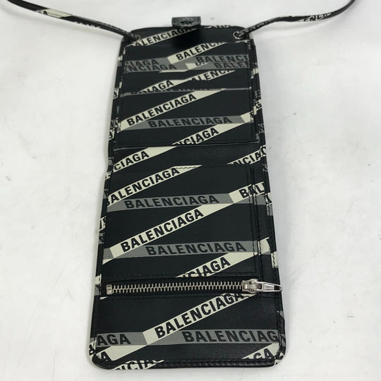 BALENCIAGA Shoulder Bag 541567 leather black Pouch Pochette Wallet Explorer Shoulder Wallet mens Used Authentic