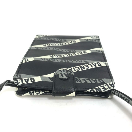 BALENCIAGA Shoulder Bag 541567 leather black Pouch Pochette Wallet Explorer Shoulder Wallet mens Used Authentic