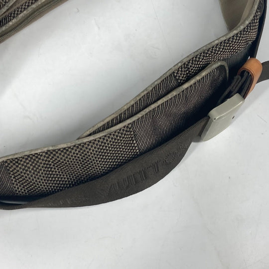 LOUIS VUITTON Sling bag M93211 Damier Jean Canvas beige Damier Jean Suntur Jogging mens Used Authentic