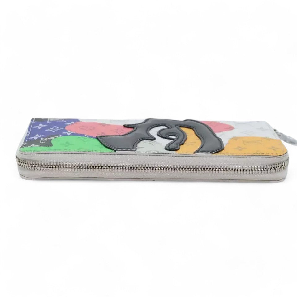 Louis Vuitton Monogram Portrait Zippy Vertical Wallet White Unisex Long Wallet