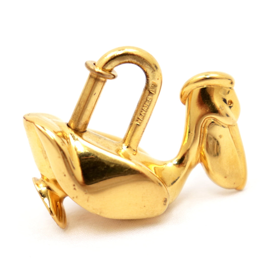 HERMES Cadena metal gold Key ring charm Pelican Keyring Women Used Authentic