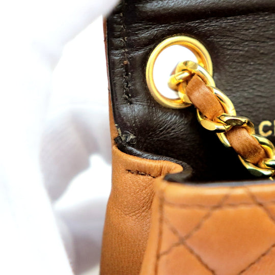 CHANEL Pouch lambskin% Brown Women Used Authentic
