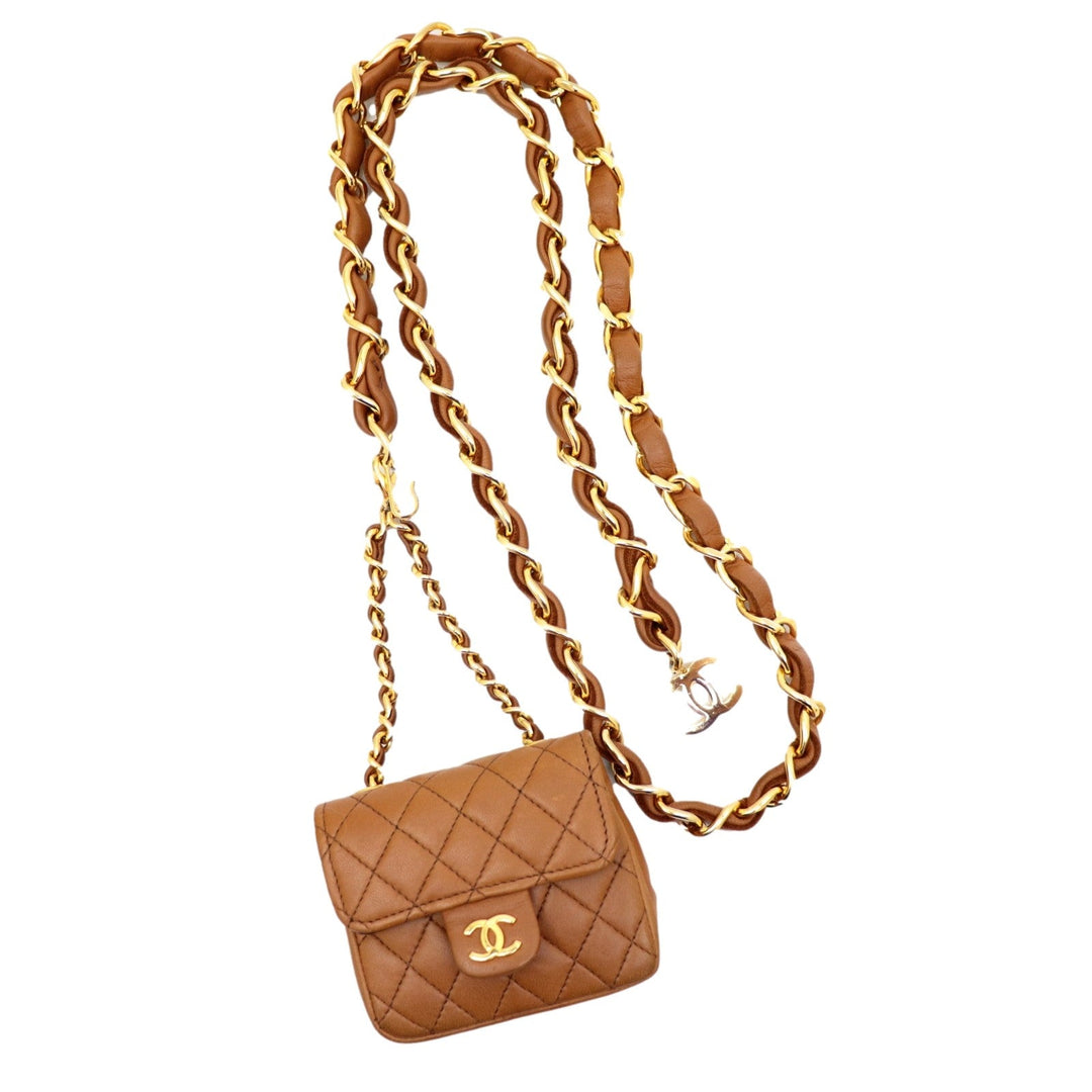 CHANEL Pouch lambskin% Brown Women Used Authentic