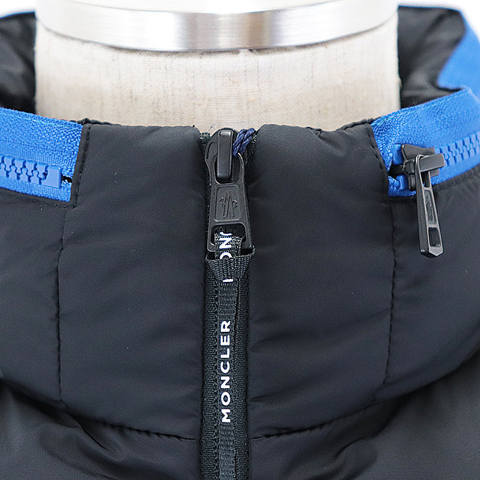 MONCLER Down jacket [Outer fabric] 100% nylon; [Lining] 100% nylon; [Filling] 90% down, 10% feather; [Other fabric] (Yoke) 100% nylon; [Collar] 100% nylon blue-black mens 2 Used Authentic