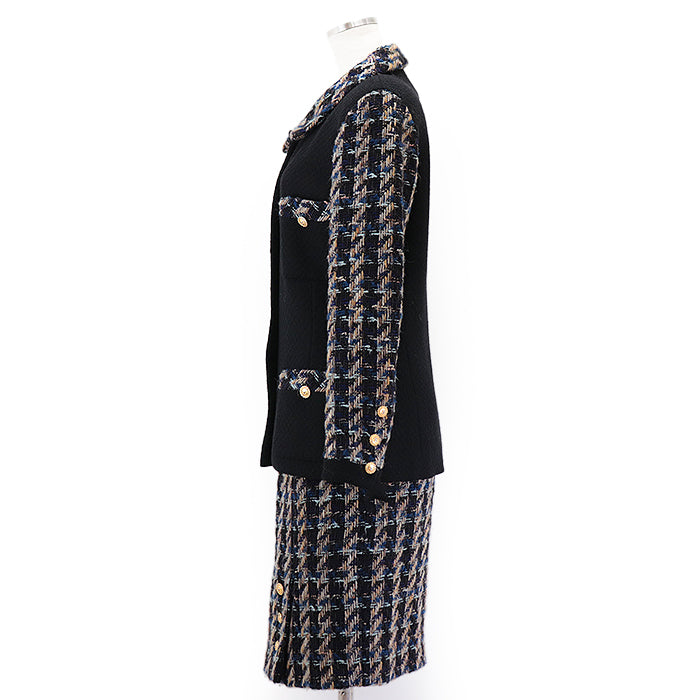 CHANEL setup [Outer material] 93% wool, 7% acrylic [Lining] 100% silk Black multicolor 20662 D-TK-9064 Women 38 Used Authentic