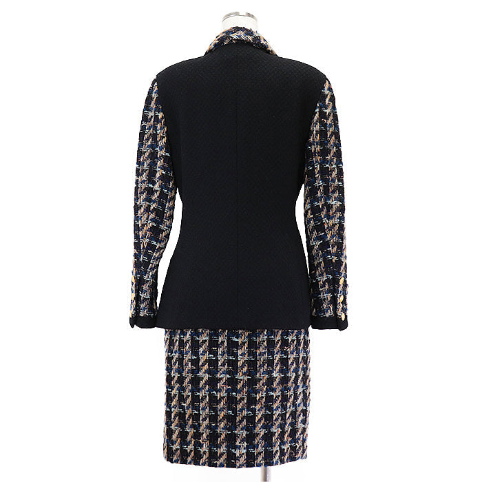 CHANEL setup [Outer material] 93% wool, 7% acrylic [Lining] 100% silk Black multicolor 20662 D-TK-9064 Women 38 Used Authentic