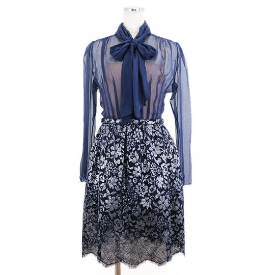 CHANEL one piece 60% rayon, 20% nylon, Underdress: 95% cotton, 5% polyester Petticoat: 100% silk Navy P52736 Women 36 Used Authentic