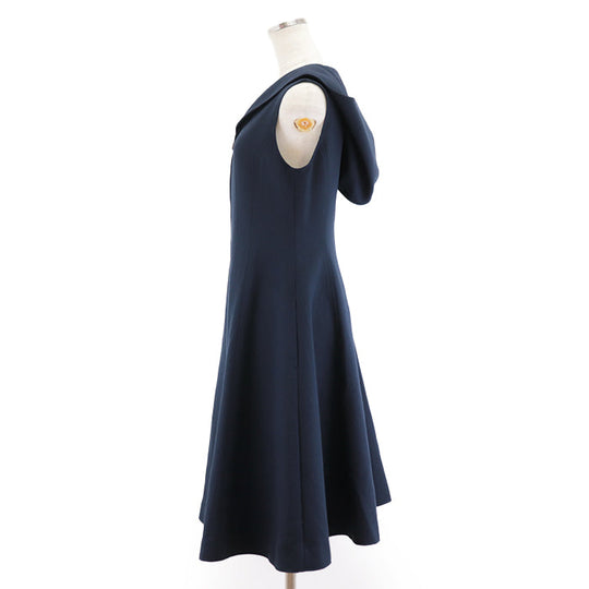 FOXEY one piece [Outer fabric] 100% cotton [Lining] 100% cupra [Other fabric] 100% rayon, 100% cotton Navy Women 40 Used Authentic