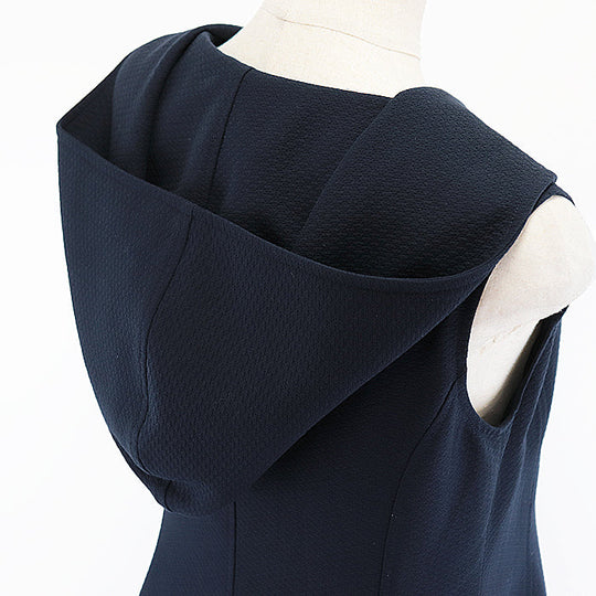 FOXEY one piece [Outer fabric] 100% cotton [Lining] 100% cupra [Other fabric] 100% rayon, 100% cotton Navy Women 40 Used Authentic