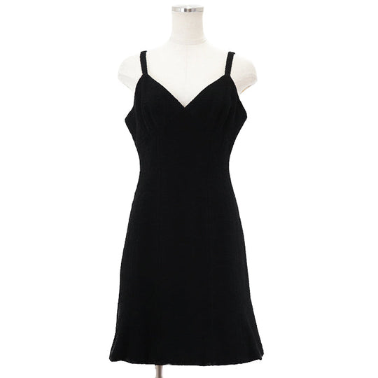 CHANEL one piece [Outer material] 93% wool, 7% nylon [Lining] 100% silk black C-TK-5914 Women 38 Used Authentic