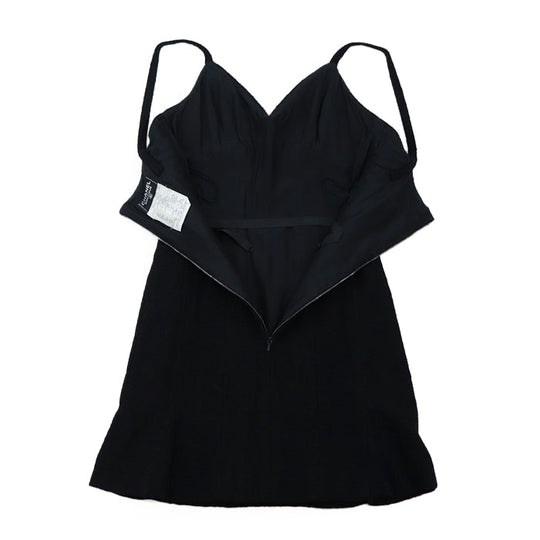 CHANEL one piece [Outer material] 93% wool, 7% nylon [Lining] 100% silk black C-TK-5914 Women 38 Used Authentic