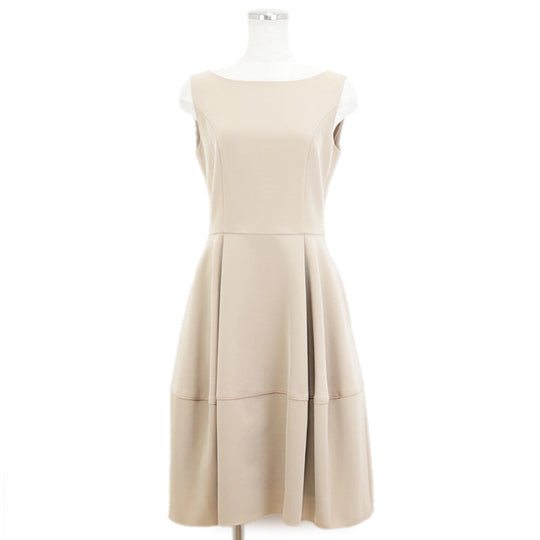 FOXEY one piece [Outer material] 66% triacetate, 34% polyester [Lining] 100% polyester beige 36344 Women 38 Used Authentic
