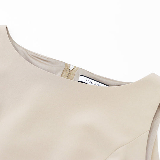 FOXEY one piece [Outer material] 66% triacetate, 34% polyester [Lining] 100% polyester beige 36344 Women 38 Used Authentic