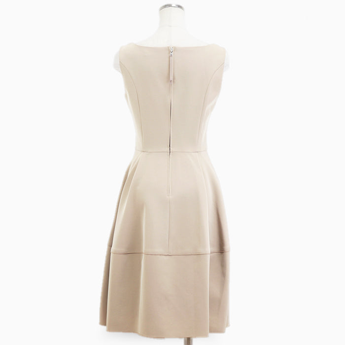 FOXEY one piece [Outer material] 66% triacetate, 34% polyester [Lining] 100% polyester beige 36344 Women 38 Used Authentic