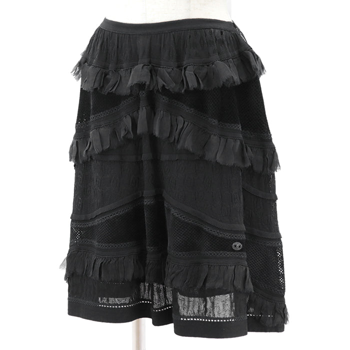 CHANEL skirt [Outer material] 95% rayon, 5% spandex [Lining] 76% nylon, 18% rayon black P31452 Women 38 Used Authentic