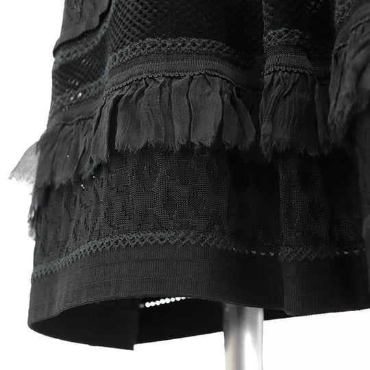 CHANEL skirt [Outer material] 95% rayon, 5% spandex [Lining] 76% nylon, 18% rayon black P31452 Women 38 Used Authentic