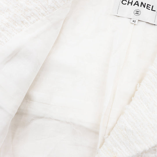 CHANEL Other outerwear [Outer material] 58% nylon, 31% cotton [Lining] 100% silk Ivory Jacket P56048 Women 40 Used Authentic