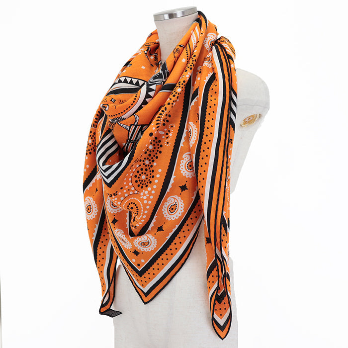 HERMES scarf 70% cashmere, 30% silk Orange black white Couvertures et Tenues de Jour Bandana Women Used Authentic