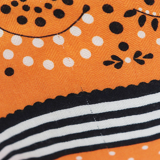 HERMES scarf 70% cashmere, 30% silk Orange black white Couvertures et Tenues de Jour Bandana Women Used Authentic