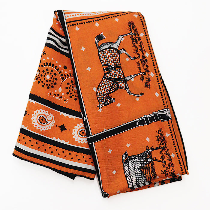HERMES scarf 70% cashmere, 30% silk Orange black white Couvertures et Tenues de Jour Bandana Women Used Authentic