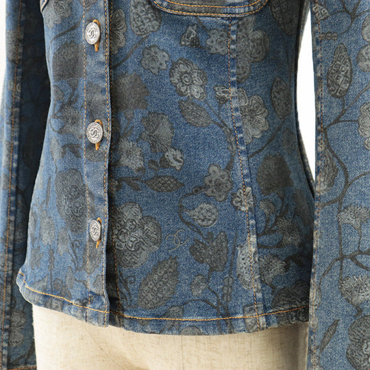 CHANEL Other outerwear 65% polyester, 35% cotton [Outer fabric] 94% cotton, 4% elastomer Light indigo Women 36 Used Authentic