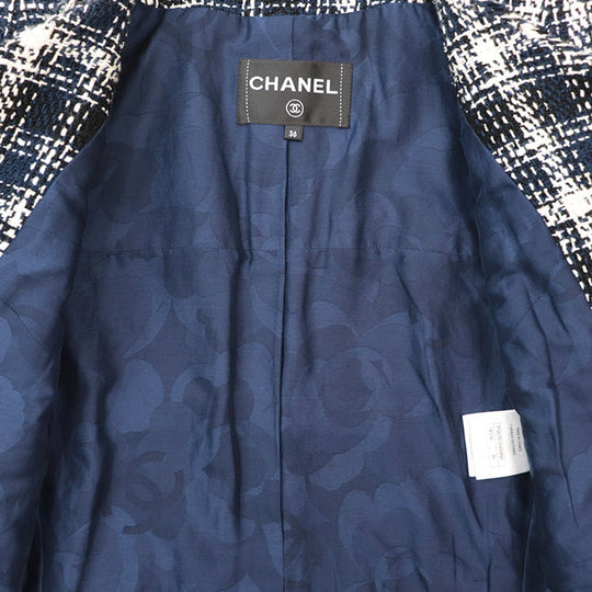 CHANEL Other outerwear [Outer material] 65% cotton, 15% linen [Lining] 64% cotton, 36% silk Navy, White P58787 Women 36 Used Authentic