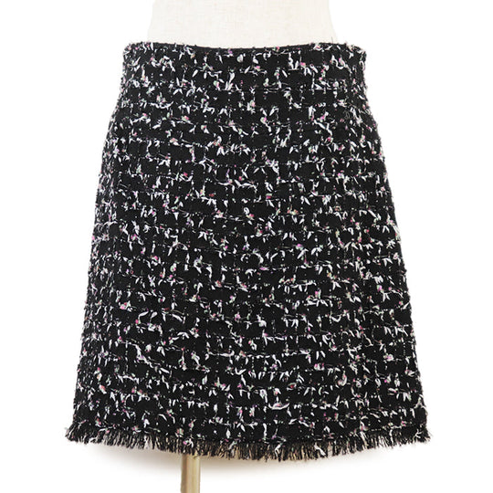 CHANEL skirt Outer material: 3% polyester [Outer material] 33% wool, 22% cotton [Lining] 100% silk Black, Multicolor P29310 Women 42 Used Authentic