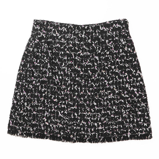 CHANEL skirt Outer material: 3% polyester [Outer material] 33% wool, 22% cotton [Lining] 100% silk Black, Multicolor P29310 Women 42 Used Authentic