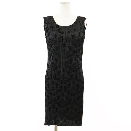 PLEATS PLEASE one piece polyester black 3