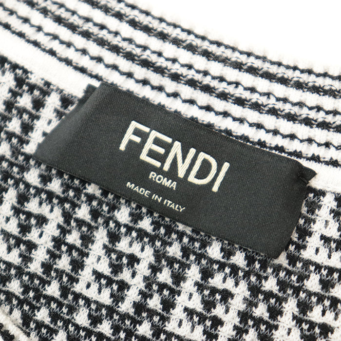 FENDI knit 62% rayon, 32% polyester White, Black FZY433 AF59 mens 50 Used Authentic
