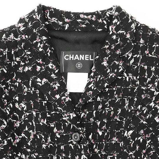CHANEL Other outerwear Outer material: 3% polyester [Outer material] 33% wool, 22% cotton [Lining] 96% silk, 4% spandex Black, Multicolor Women 36 Used Authentic