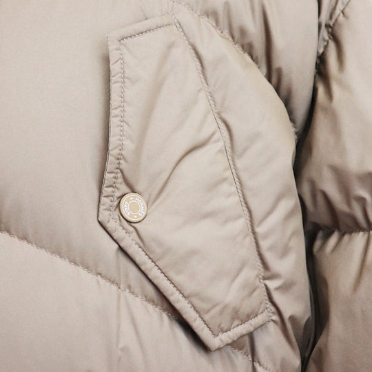 HERMES Down jacket Filling: 55% cashmere, 45% polyester; Outer: 100% polyester; Lining: 100% polyester; Filling: 90% down, 10% feather; Rib: 100% wool; Other fabric: 57% rayon, 43% polyester Light Brown, Orange Women 36 Used Authentic