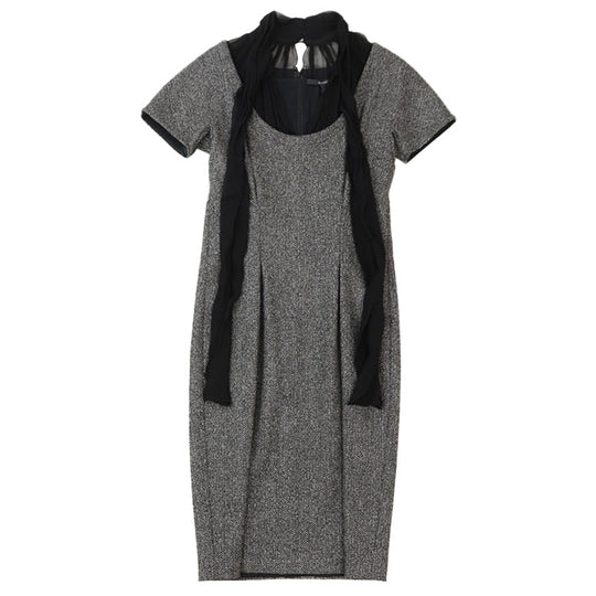 GUCCI one piece [Outer fabric] 77% wool, 20% angora [Lining] 96% silk, 4% polyurethane [Other fabric] Silk% Gray black 319288 ZAQ13 Women 38 Used Authentic