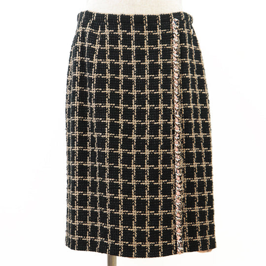 CHANEL skirt [Outer material] 55% silk, 36% cotton [Lining] 100% silk Black camel Women 42 Used Authentic