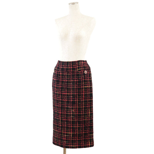 CHANEL skirt [Outer material] 43% cotton, 22% wool [Lining] 100% silk Black Red Mustard Women 36 Used Authentic