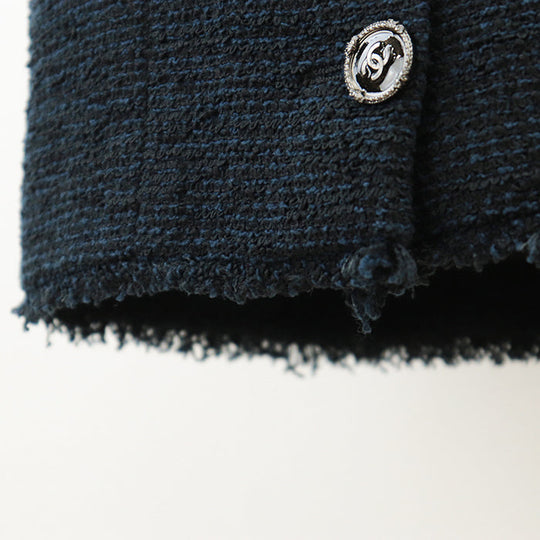 CHANEL skirt [Outer material] 55% cotton, 45% nylon [Lining] 100% silk Navy, Black Women 38 Used Authentic