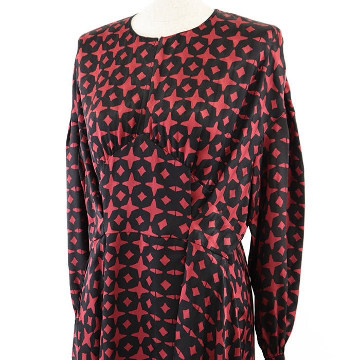 FENDI one piece [Outer material] 100% silk Black red Women 40 Used Authentic