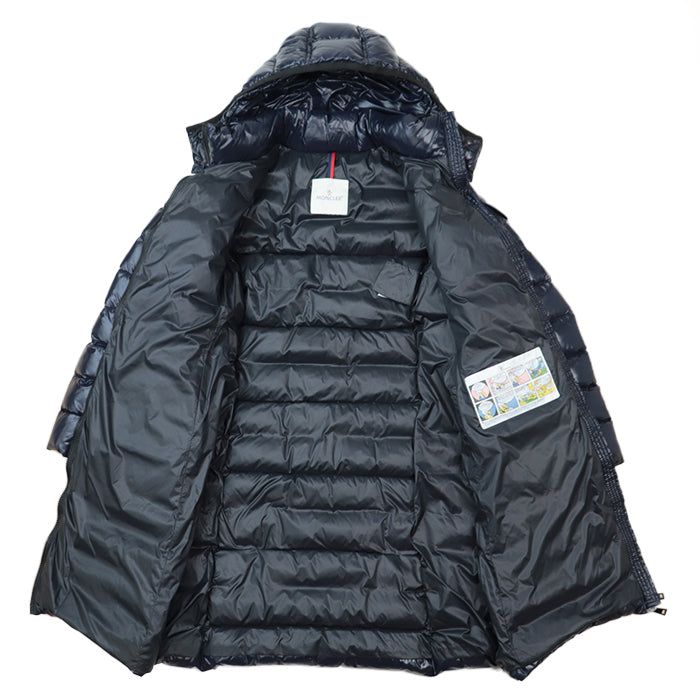 MONCLER coat [Outer material] 100% nylon [Lining] 100% nylon [Filling] 90% down, 10% feather Navy Women 1 Used Authentic